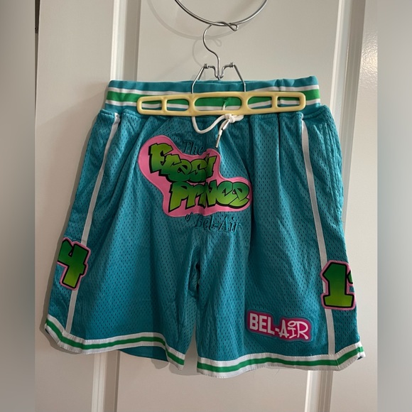 🔥HEADGEAR Nostalgia Fresh Prince of Bel-Air Basketball 🏀 Shorts 🩳 - BNWT - Picture 1 of 3